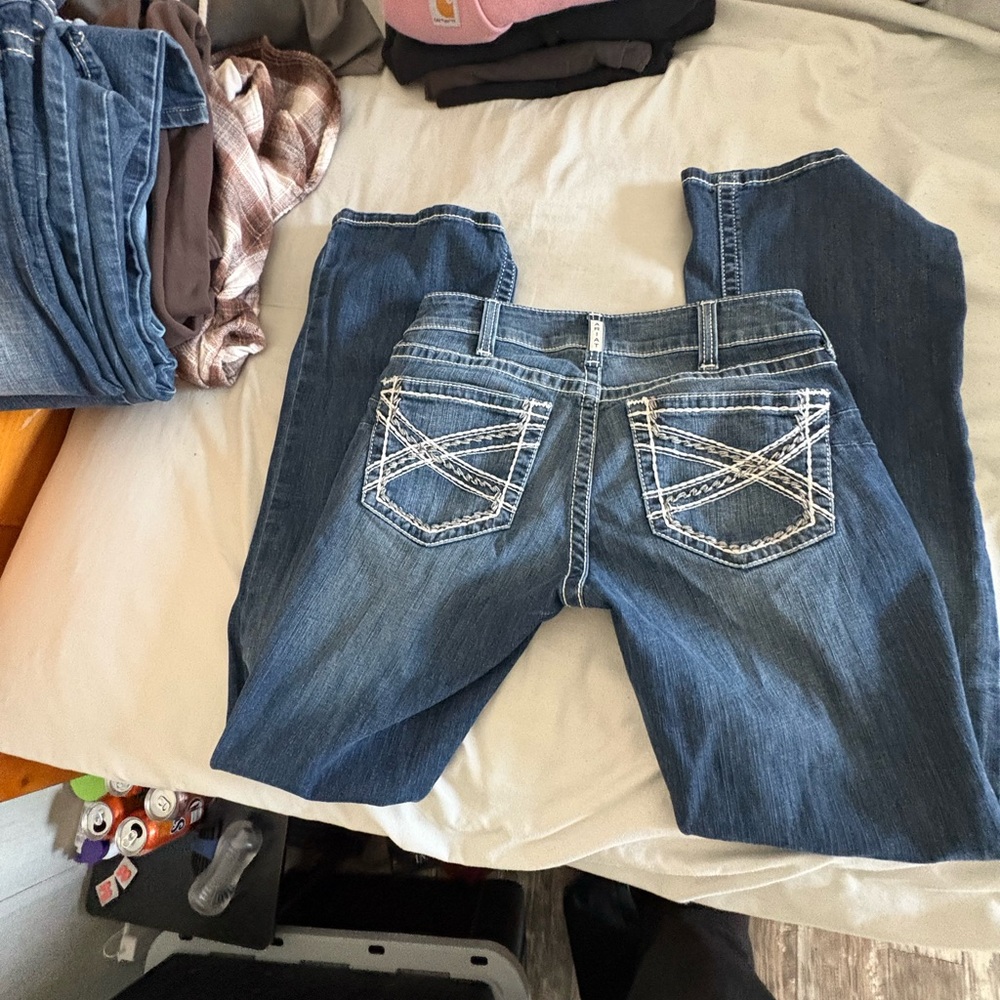 Women's Ariat Jeans - Picture 2 of 2